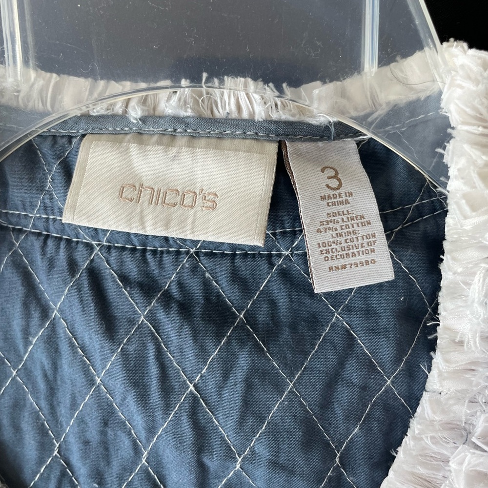 Elegant Denim Blue Quilted Women's Jacket - Picture 4 of 4